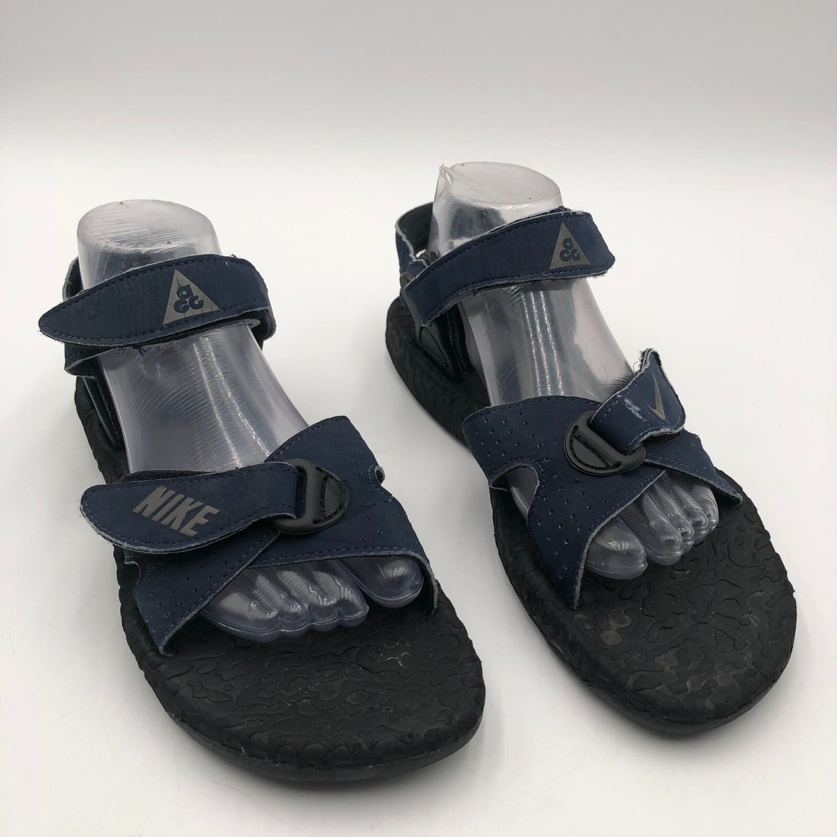 靴 NIKE ACG AIR DESCHUTZ US9 (27cm) Nike ACG Air Deschutz Sandals Mens sz 4 (Womens 5) Ashen