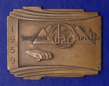 1959 SAUERLAND RALLY DAC ART DECO TARGA CON AUTO D'EPOCA / VOLANTE 55mm x 42mm