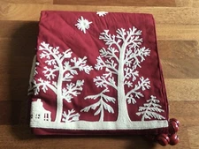 Pottery Barn Sleigh Bell Crewel Emroidered Cotton Table Throw 50”x50” NWT