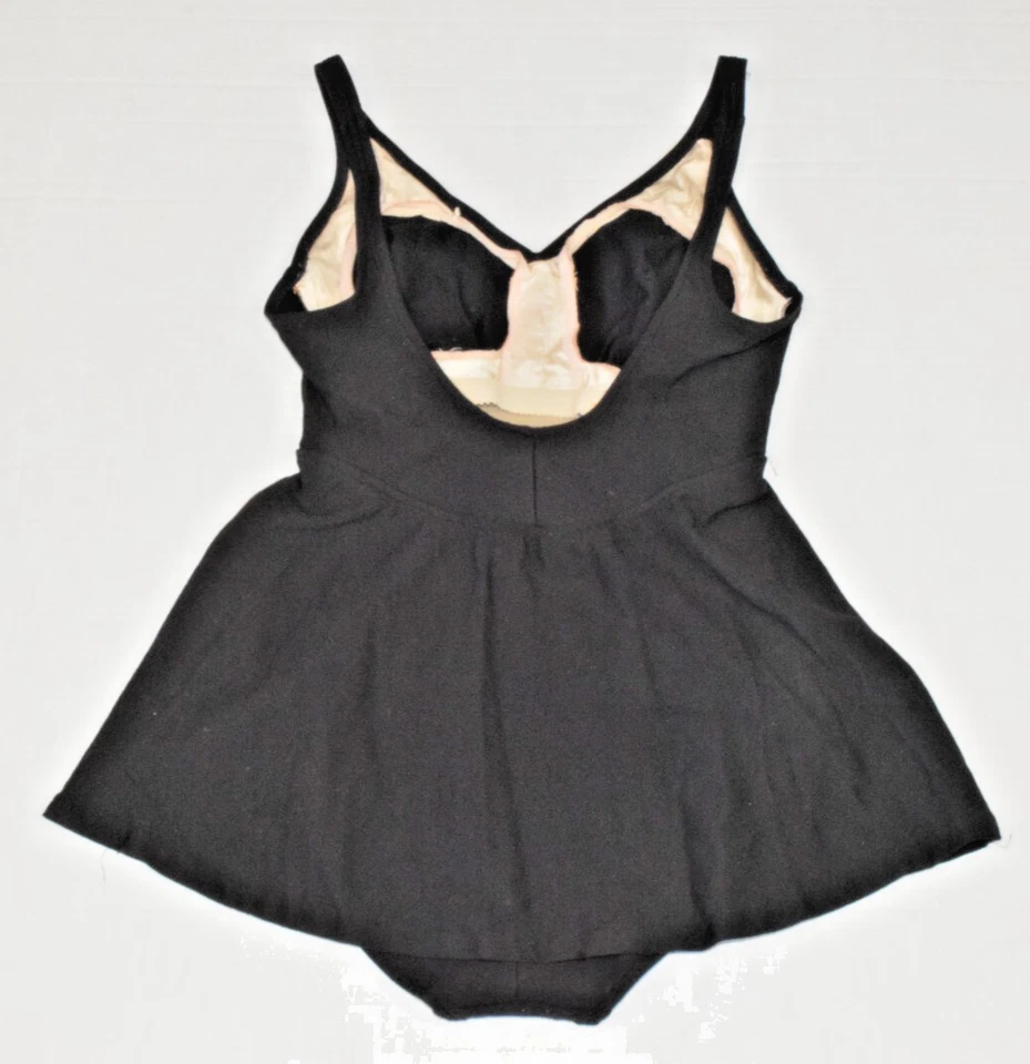 Maiô Vintage Roxanne Tamanho 12 Anos 50 Saia Texturizada Preta Grossa Botões de Latão - Imagem 2 de 4