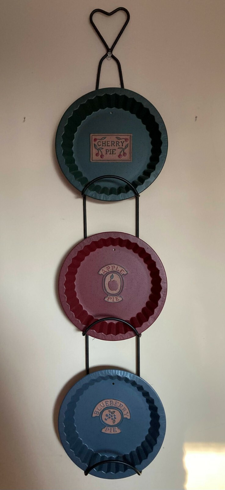 Decorative Hanging Pie Pans, 8 inch, Set of 3, (Cherry, Blueberry