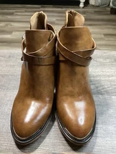 A Rider Women’s Brown Faux Leather Ankle Boots Size 9