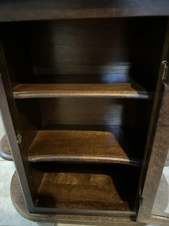 Gabinete de curiosidades, independiente o de montaje en pared, 23” de alto x 20” de ancho x 8,5” D perilla rota Foto 3 de 4