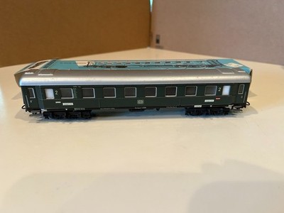  2 - Marklin Train- Express coaches  model 4037  car with box(2)