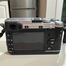 Fujifilm X-E2 Body Camera with Accessories