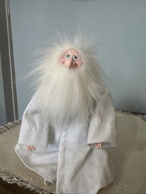 2004 Winter Warlock Santa Claus is Coming to Town Playing Mantis Memory Lane