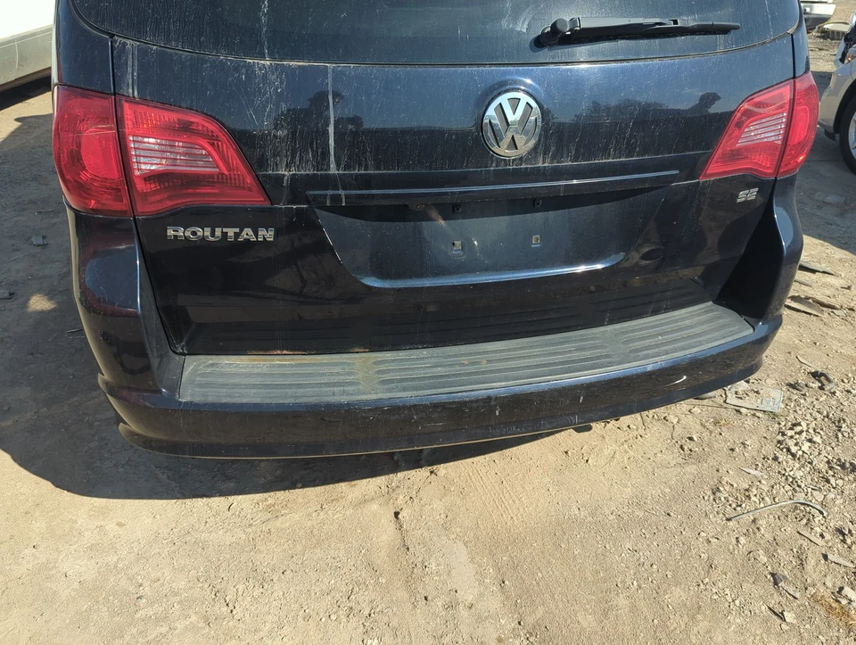 2009-2014 Volkswagen Routan Rear Bumper Assembly Oem PQVMH Foto 2 de 3