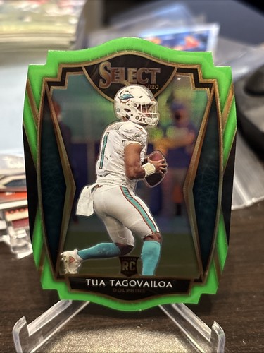 Tua Tagovailoa [Green Prizm] 2020 Panini Select Rookie Selections card