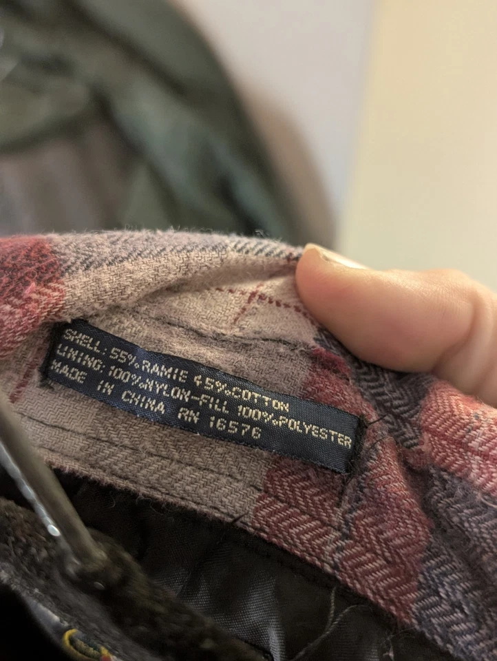 Salmon River Traders Men’s XLT Quilted Flannel Shirt Jacket Red Navy Plaid Lined - Image 4 of 4