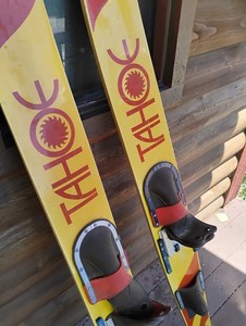 Tahoe Model Yellow Water Skis Waterskis with Bindings