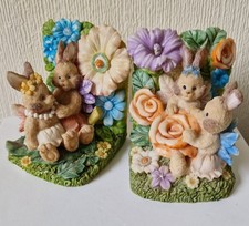 Vintage Childrens Bunny Rabbits and Flowers book ends Resin 4" Tall 3.5" Wide 