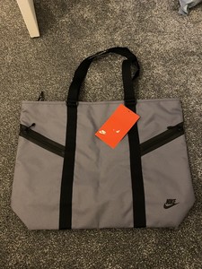 nike tech tote bag