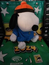SNOOPY PEANUTS PUFFER JACKET 9" PLUSH SDCC 2024 COMIC CON EXCLUSIVE IN HAND 
