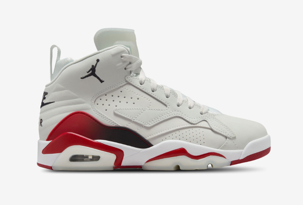 Баскетбольный мяч Jordan MVP Off White Black Red FB9019-100 Американский женский размер 6-10 19190₽