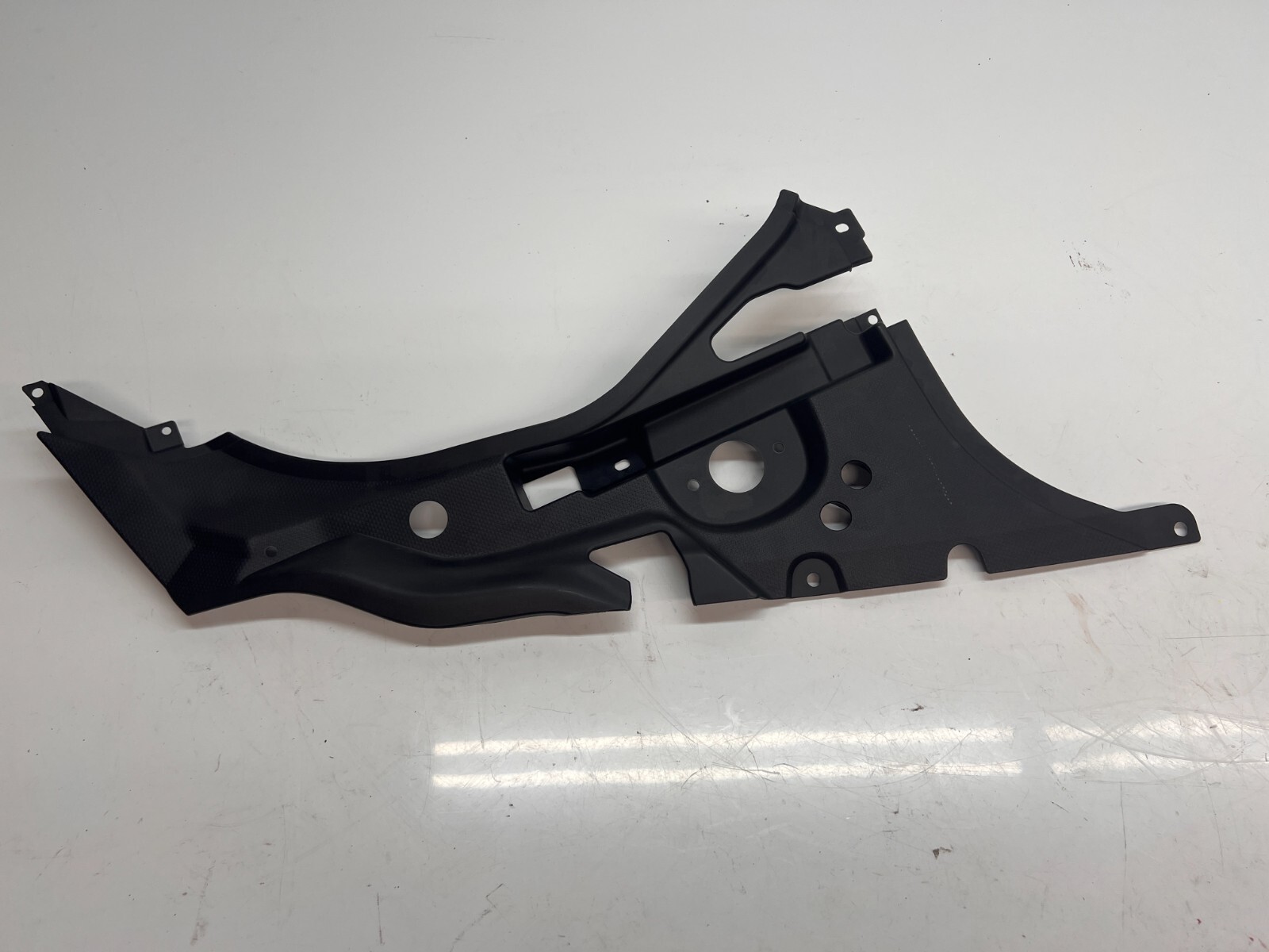 LAMBORGHINI AVENTADOR 740 770 FRONT DRIVER LEFT TRUNK INNER COVER OEM 470857109D