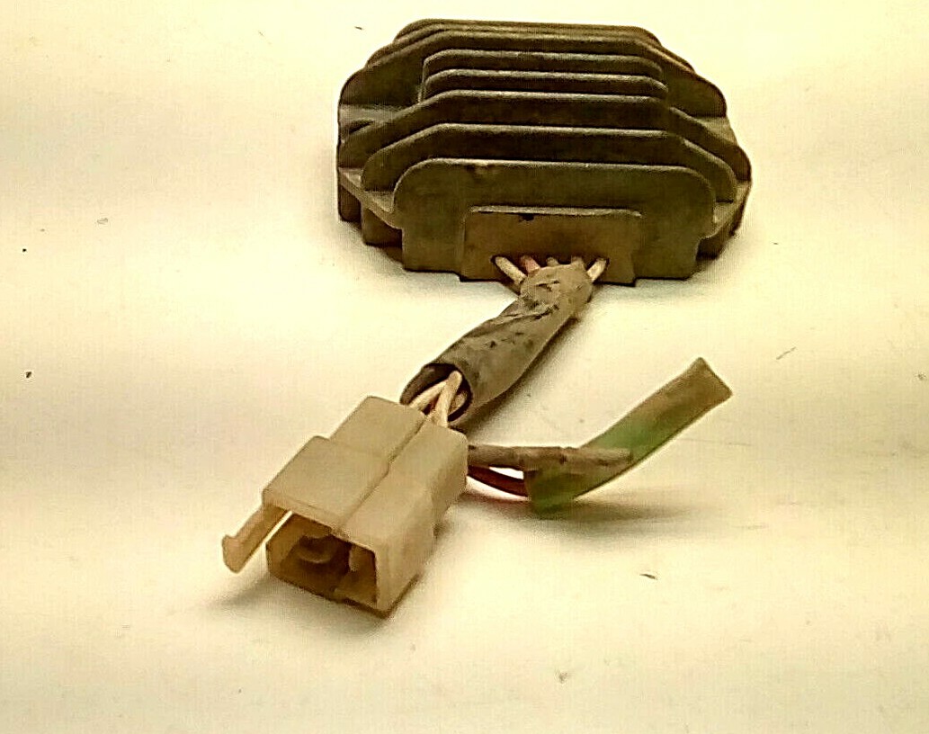 2006 Yamaha Warrior 350 Electric Voltage Regulator Reg Rectifier SH640