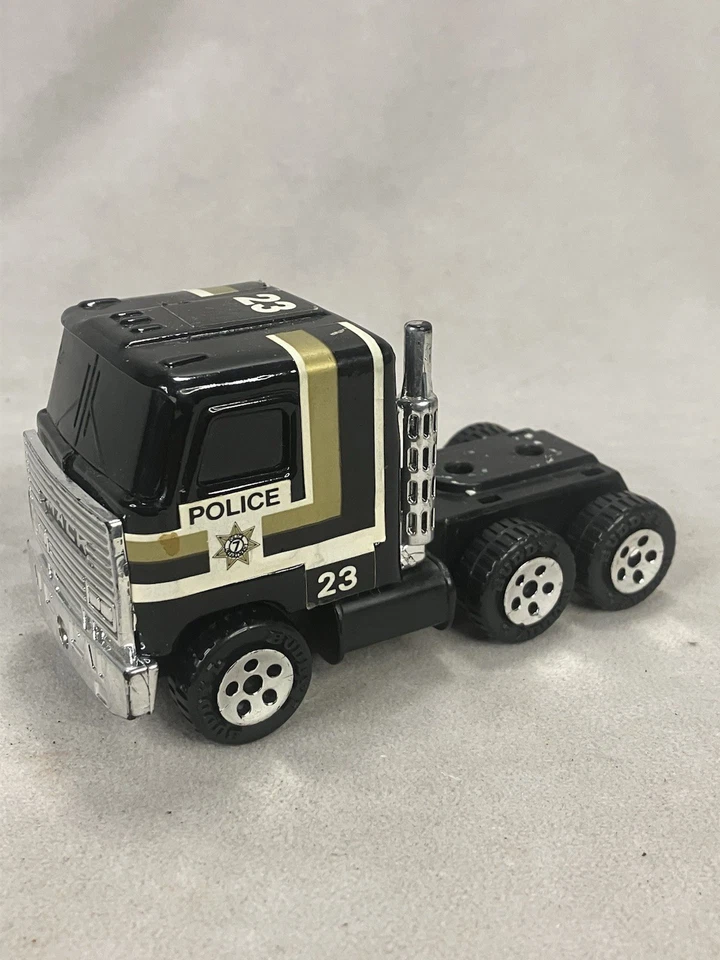 Semirremolque/tractor Buddy L 1980 cabina de acero prensado negro Macao "policía" 4,5" Foto 3 de 4