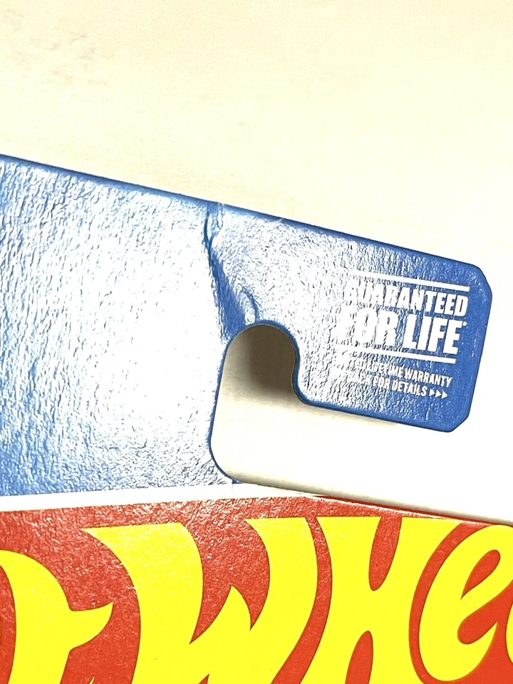 Hot Wheels Ferrari F40 Competizione Super Treasure Hunt US card J Hook Vein LOOK - Image 4 of 4