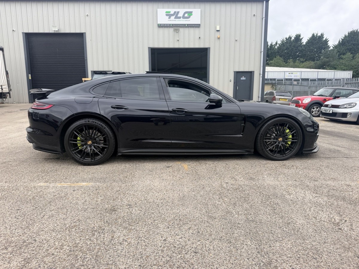 Porsche Panamera 4 E-Hybrid 2018