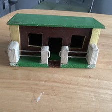 Britains Hugar, Toy Works-1950's Old Farm Building