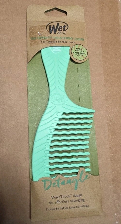 Tree Oil Infused Treatment Comb - Wavetooth Design