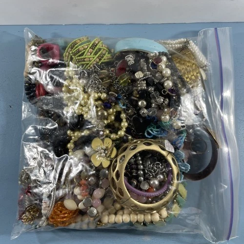Vintage And Modern 4 Lb Lot Of Costume Jewelry.