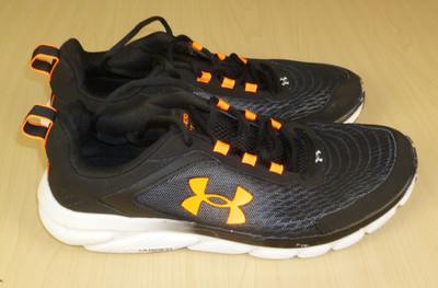 Under Armour Charged Assert Sneakers Mens Black OrangeWhite Running Shoes  10.5