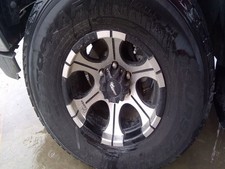 GMC Sierra 1500 2000 Used 16 Wheel 6 Spoke Dick Cepek Aluminum Rim