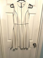 Ladies Calvin Klein Size 2 White Knit Sleeveless Fit and Flare Style Dress LN