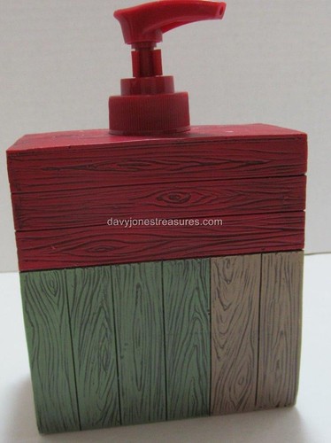 Christmas Bath Theme RETRO TRUCK Soap or Lotion Dispenser & Hand Towel (1) - Picture 4 of 6