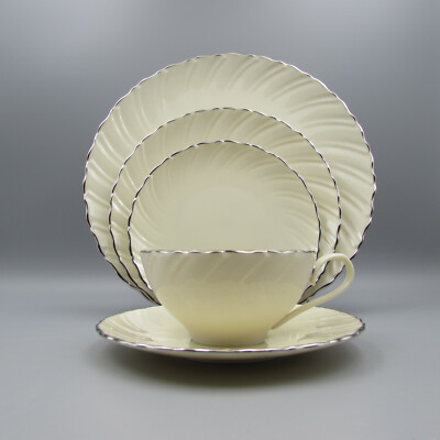 Lenox Fine China WEATHERLY Service for Four - 20pc Set