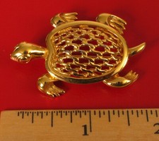CUTE FUN FINELY DETAILED SEA OCEAN TURTLE FASHION BROOCH PIN BEAUTIFUL  