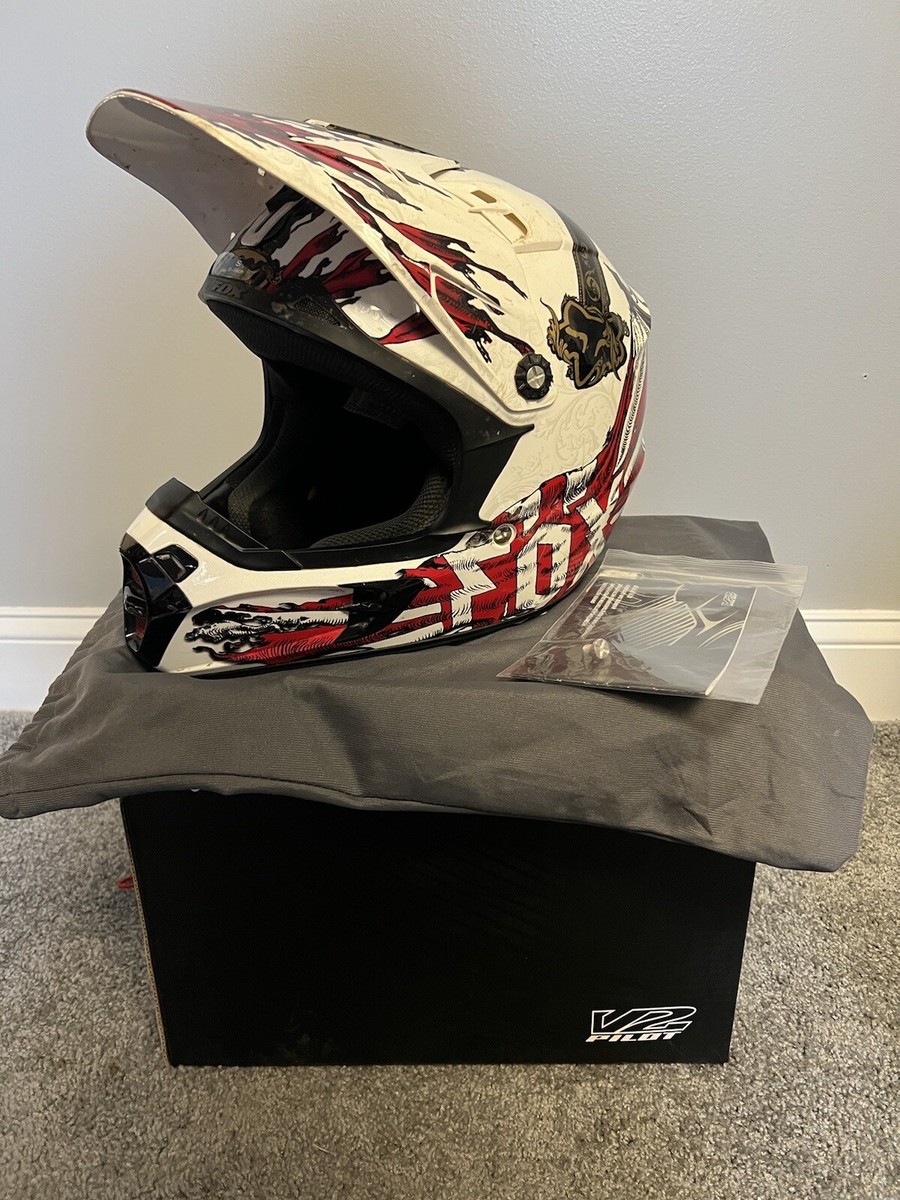 Fox Racing V2 Pilot Dirt Bike Motocross Helmet Small 55-56cm Graphics White  Gold