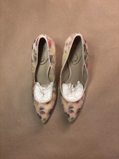 Sam Edelman Hazel pointed-toe pumps in a sequined floral print.