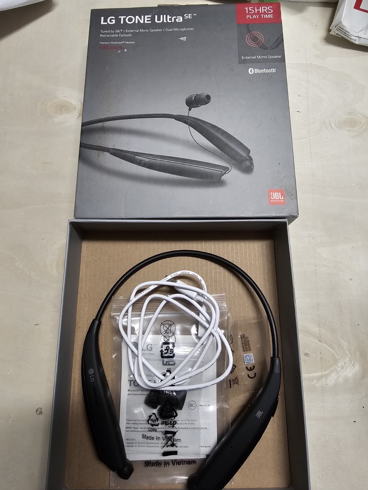 NEW LG Tone Ultra SE HBS-835S Wireless  Bluetooth Headset Bl