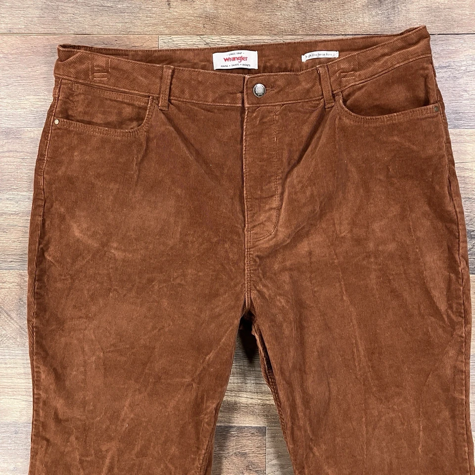 Wrangler Pants Womens 18 Brown Corduroy  High Rise Fierce Flare Bootcut Western - Image 2 of 4