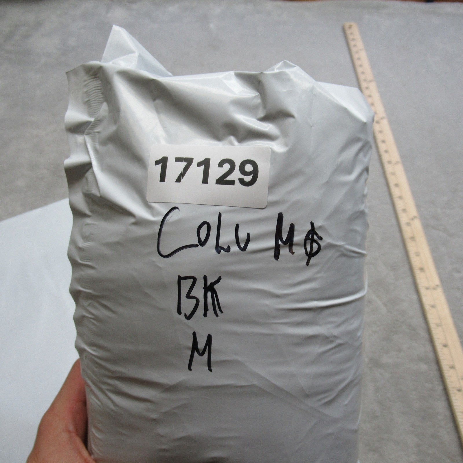 Columbia Snow Pants Women Medium BLK Waterproof Insulated Modern Mountain 33x29