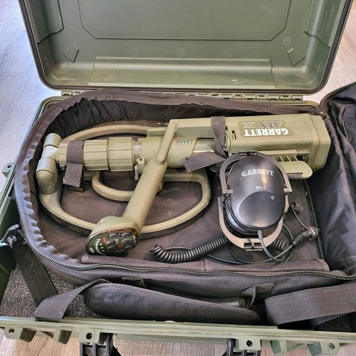 Garrett ATX Deepseeker Metal Detector 20in DD Coil Full Package Military Case