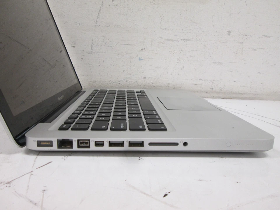 APPLE MACBOOK PRO 500GB HDD i5@2.3GHZ EL CAPITAN OS USED - Image 3 of 4