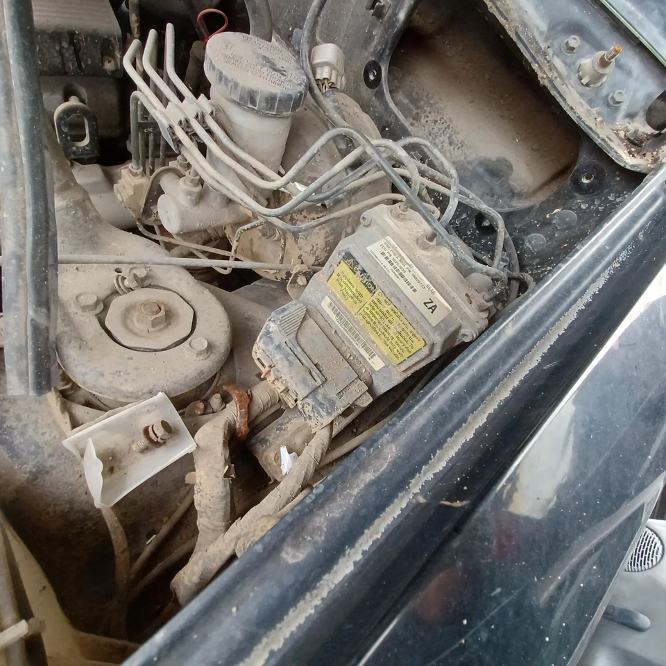 Chevrolet Tracker 2002 ABS bomba de freno antibloqueo OEM 18025773 Foto 3 de 4