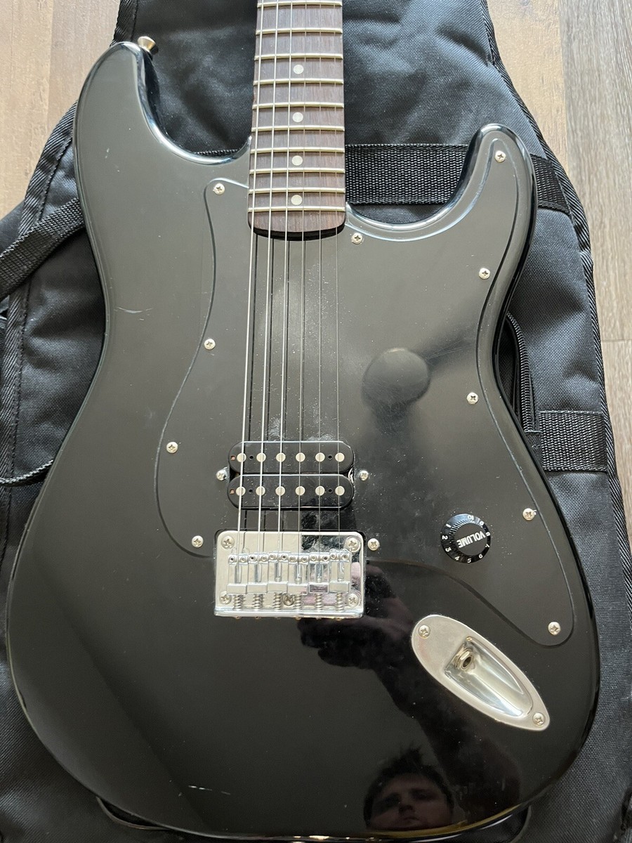 Squire Bullet Stratocaster Black W/ Carrying Case And Strap