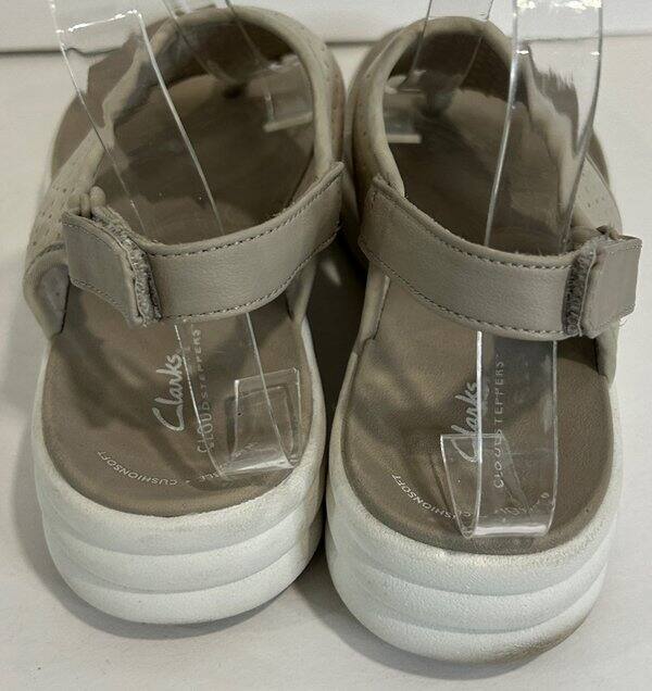 Clarks Cloudsteppers Drift Blossom Adjustable San… - image 4