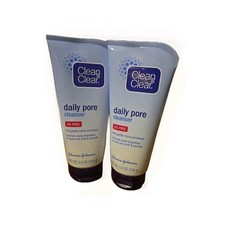 2 X CLEAN CLEAR Daily Pore Cleanser Oil-Free 5.5 oz Each