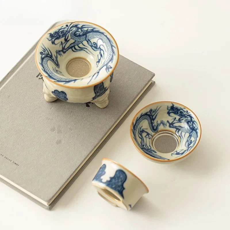 Blue and White Ceramic Dragon Patterned Tea Strainer Household Tea Filter Teaset - Image 4 of 4