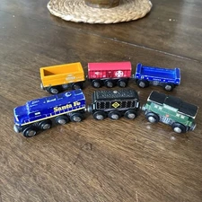 Lot of 6 Maxim Enterprises Lionel Heritage 2006 Wooden Train Cars Sante Fe 