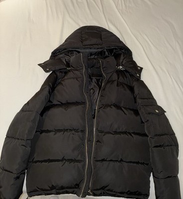 Schwarze Pufferjacke   Top Zustand   Nur einen Winter getragen