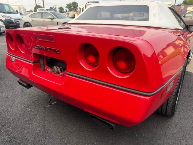 1990 Red Chevrolet Corvette   | C4 Corvette Photo 5