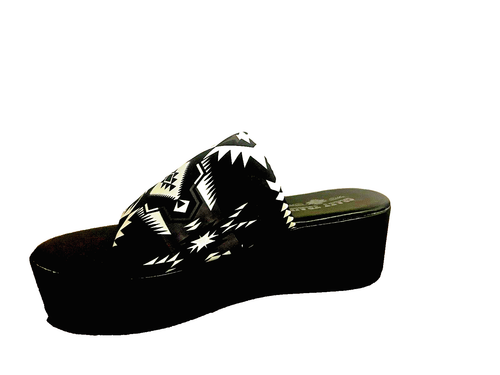 Crazy Train Wm’s SZ 6 Platty Platform Aztec Slides Black-And-White - Picture 2 of 10