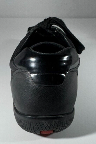 Zapatilla deportiva para mujer PRADA de caña baja charol negra Eur 38 EE. UU. 7,5 - Imagen 9 de 13