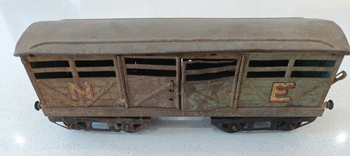 Hornby Series O gauge No 2 N.E.Cattle Truck Reasonable Condition - Picture 2 of 14